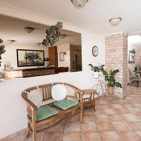 Saga Pension Gytheio Exterior foto