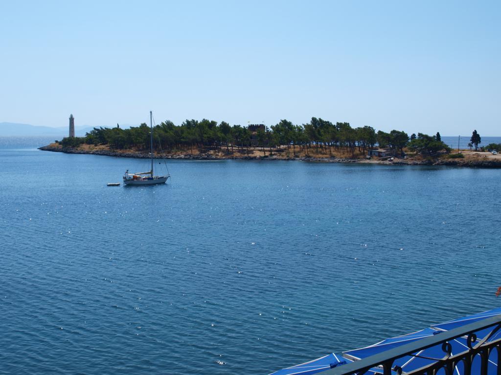 Saga Pension Gytheio Exterior foto